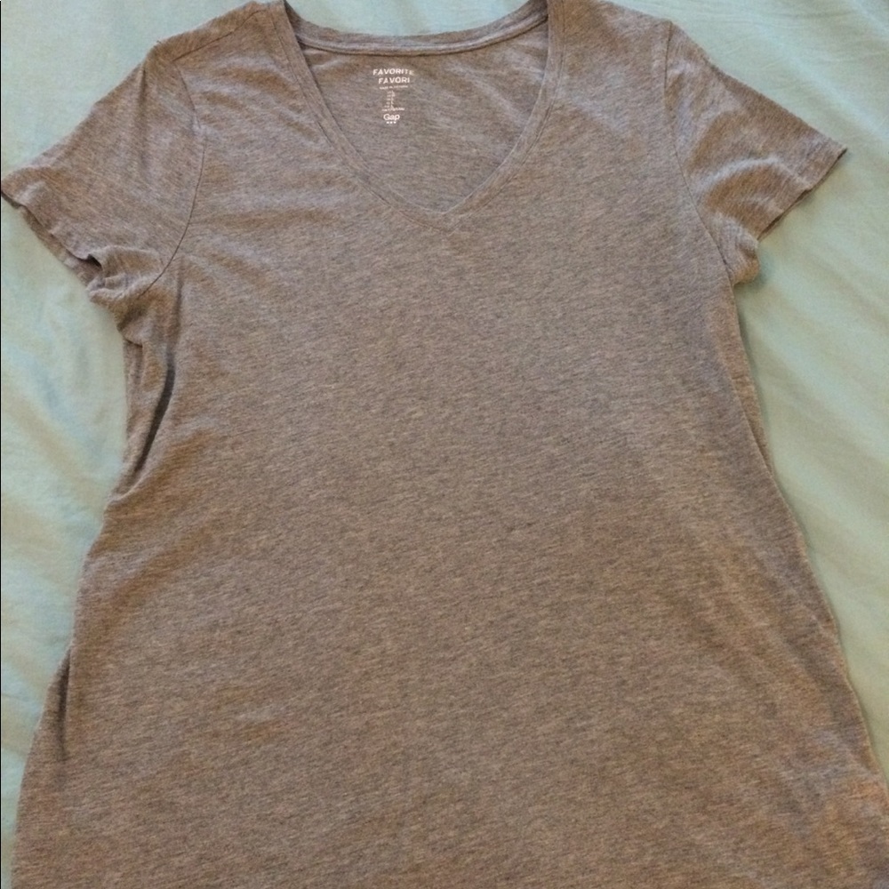 Gap Favorite Tee in Gray